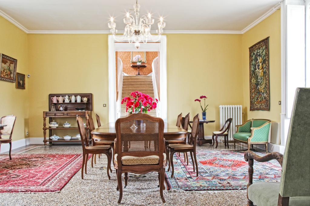 Chateau Lamothe Du Prince Noir - B&B Saint-Sulpice-et-Cameyrac Kültér fotó