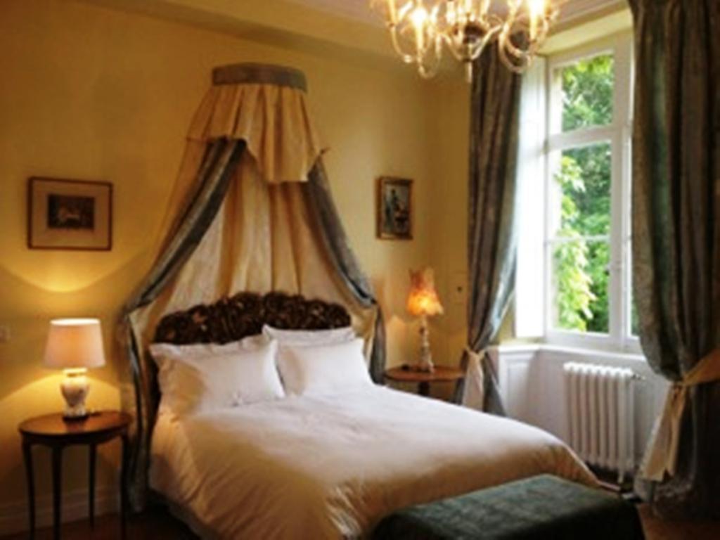 Chateau Lamothe Du Prince Noir - B&B Saint-Sulpice-et-Cameyrac Szoba fotó